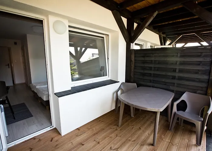 Frühstückspension Dom Przy Plazy W Dabkach